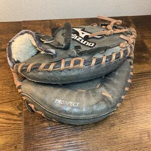 Mizuno GXC105D2 32.5 Inch Youth Catchers Glove Mitt RHT Prospect Power Close